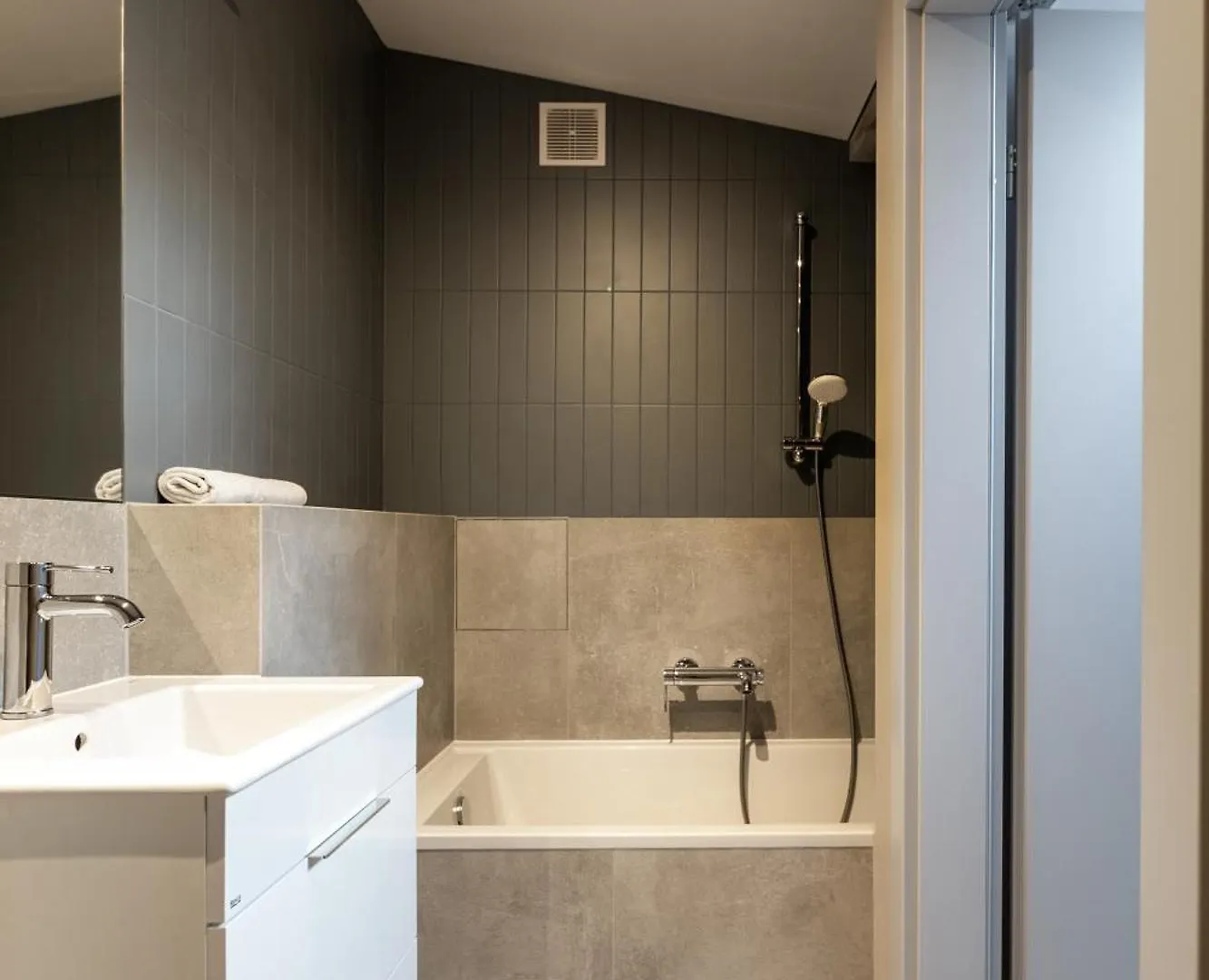 Spacious Apartment 11 Pax, Vistula River - Fragola Apartments Cracovia