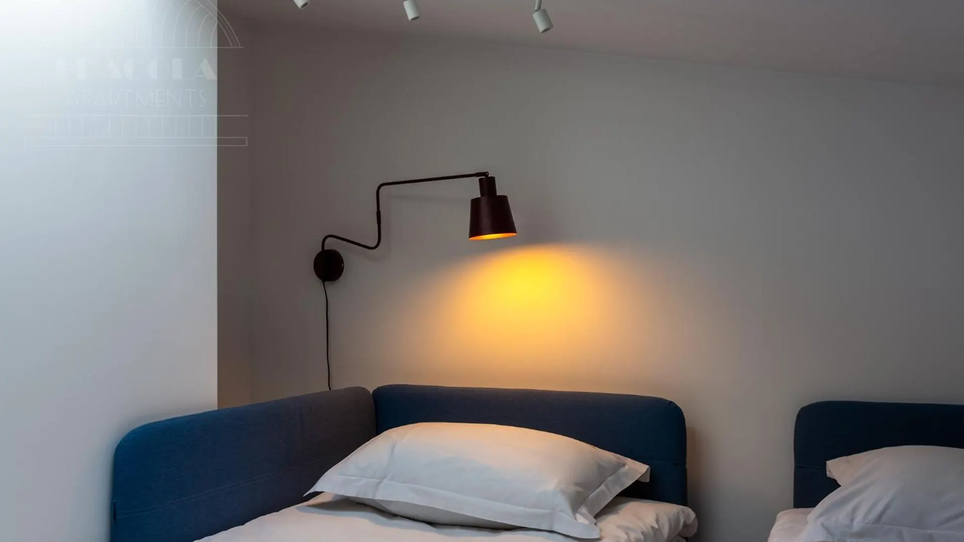 Spacious Apartment 11 Pax, Vistula River - Fragola Apartments Krakow 0*,  Poland