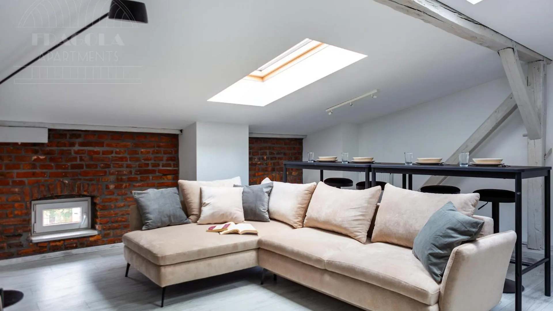 Spacious Apartment 11 Pax, Vistula River - Fragola Apartments Krakow